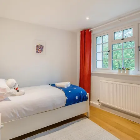3 Bed In Finsthwaite Oc-b42692