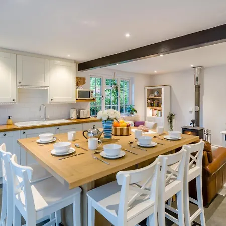 3 Bed In Finsthwaite Oc-b42692